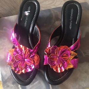 Donald J Minor Sandals never worn